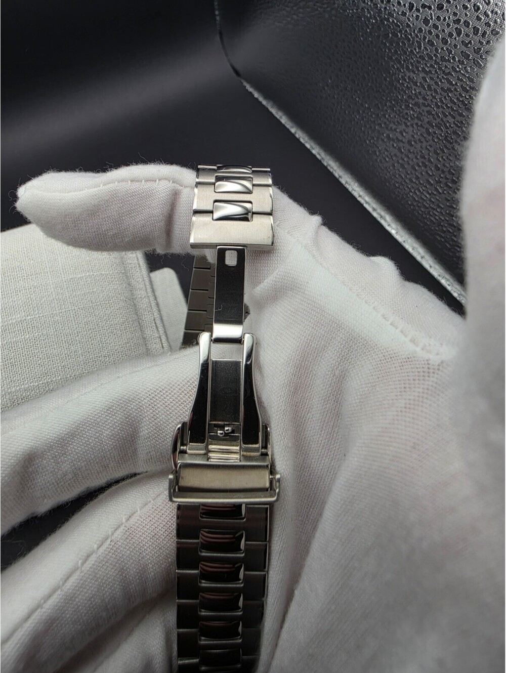 Custom Open Heart Watch Mod - Picture 8 of 9